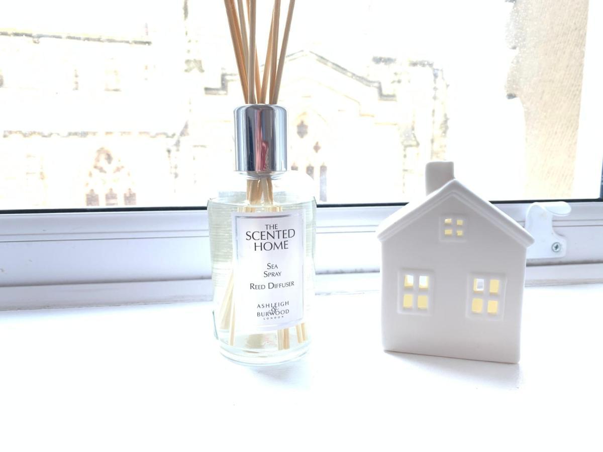 Seaspray Boutique Whitby Apartment Bagian luar foto