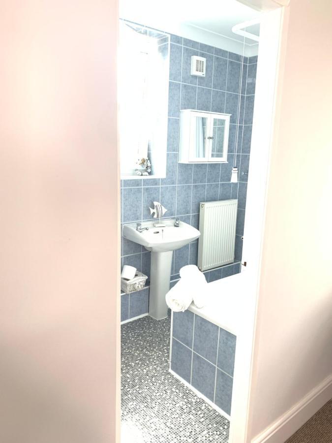 Seaspray Boutique Whitby Apartment Bagian luar foto