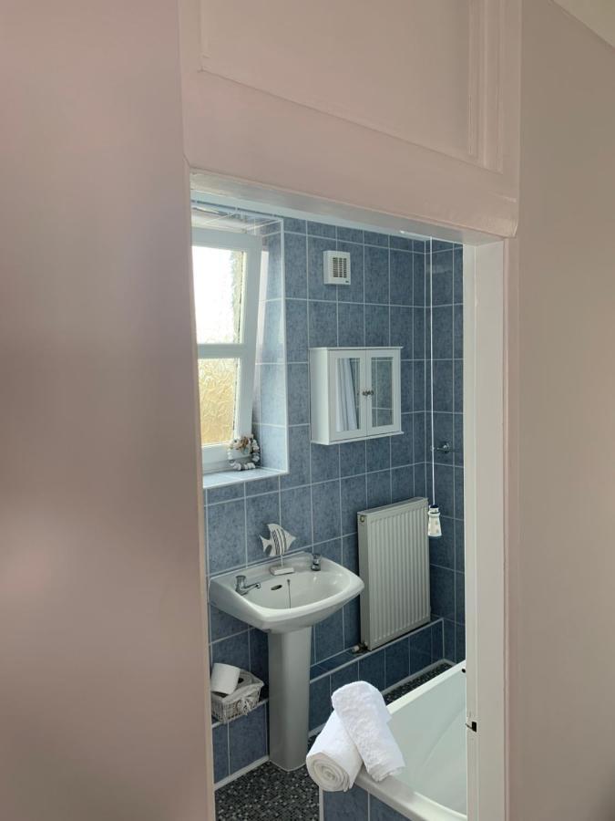Seaspray Boutique Whitby Apartment Bagian luar foto
