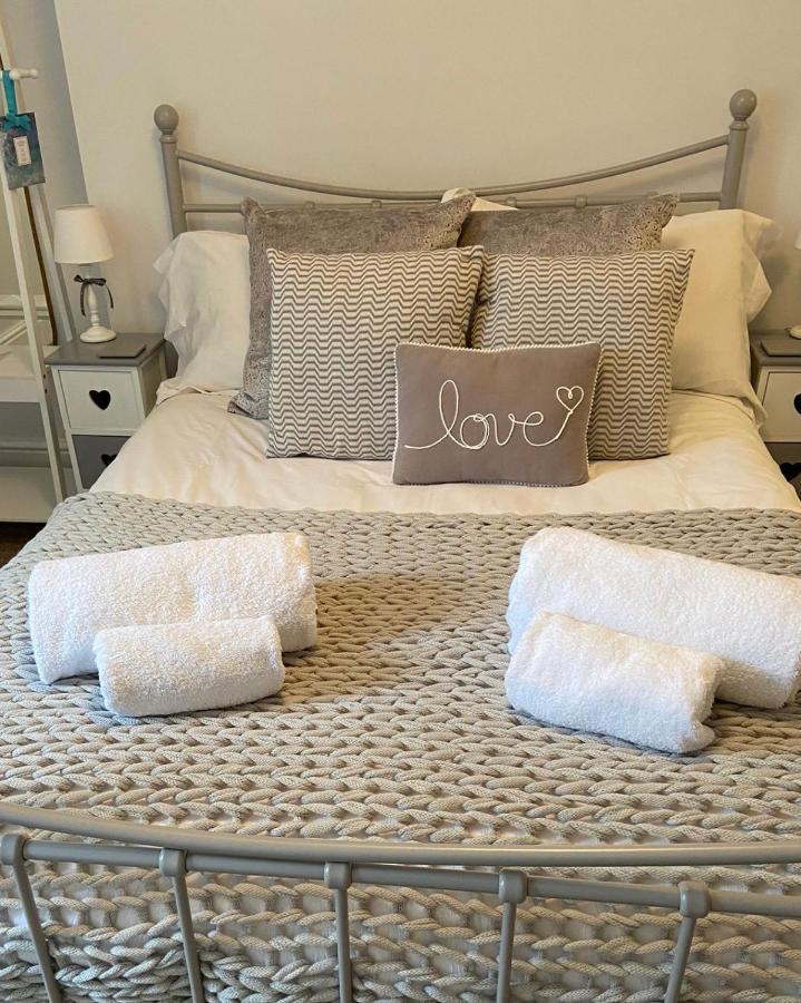 Seaspray Boutique Whitby Apartment Bagian luar foto